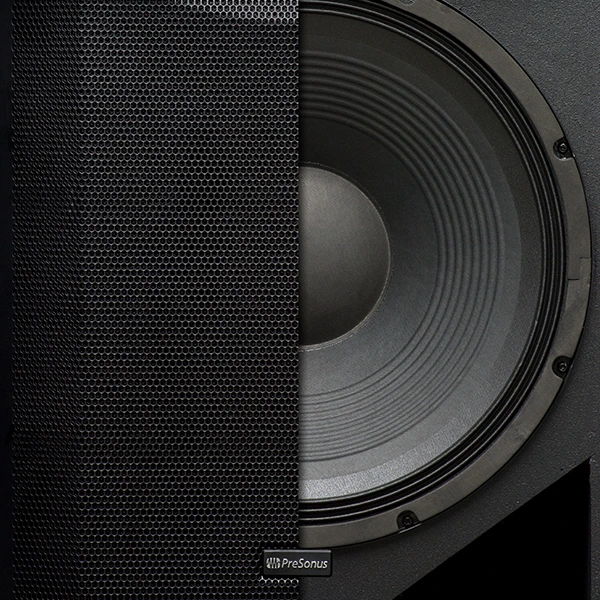 altavoces presonus cabinas